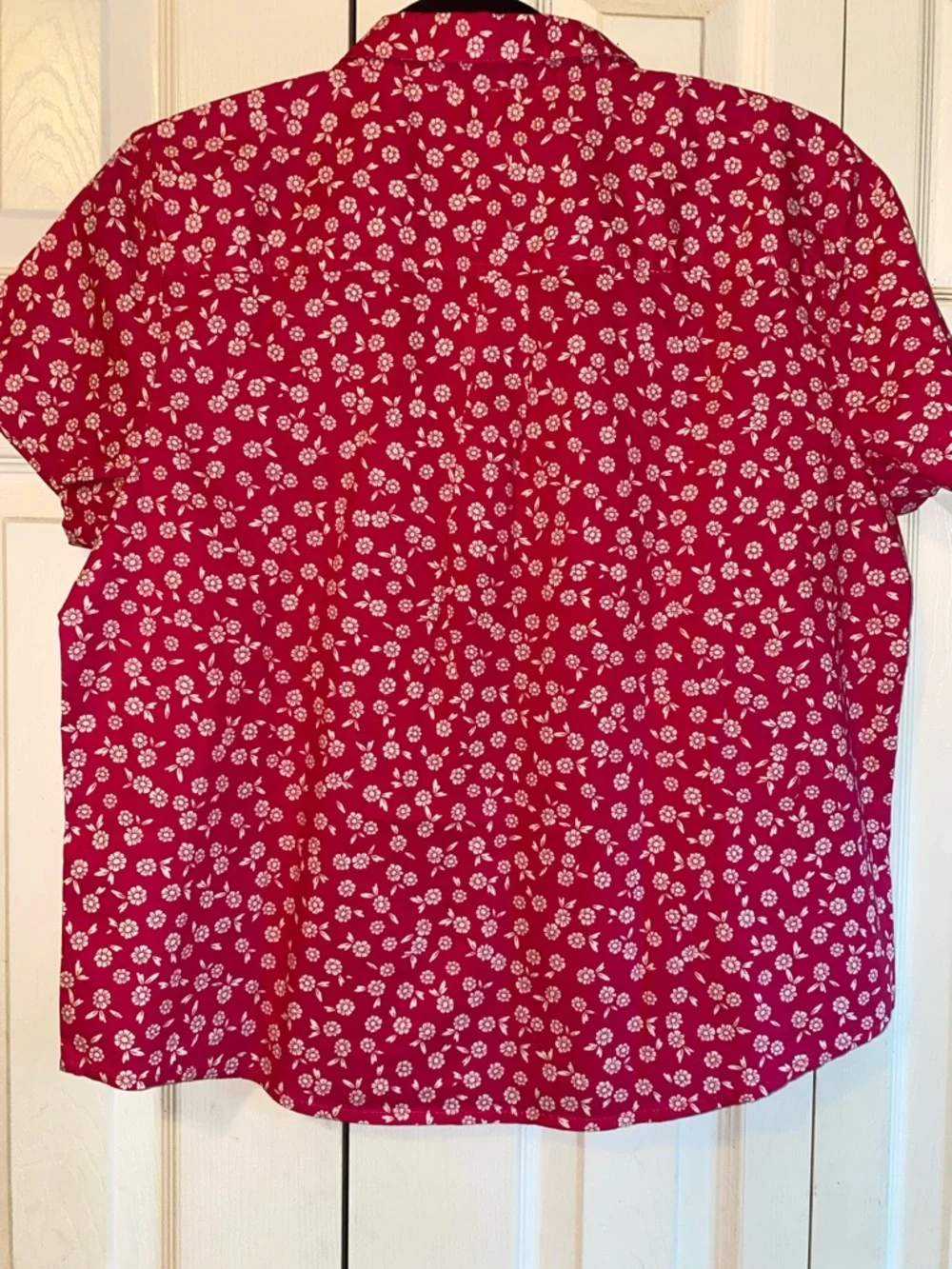 J. Crew Women's Hot Pink Floral Button-Down Top - Picture 5 of 5